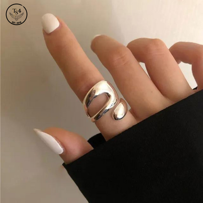 Smooth style Ring for Women