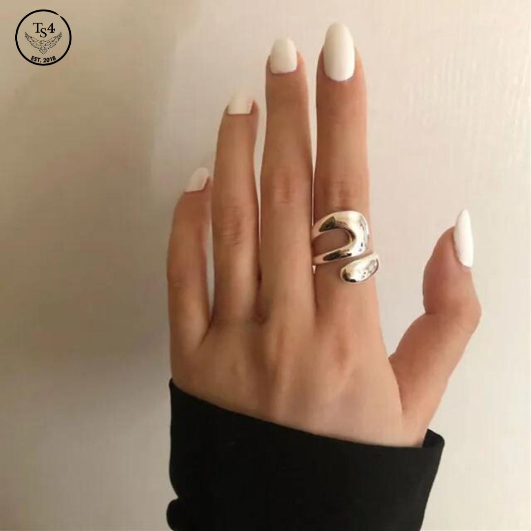 Smooth style Ring for Women