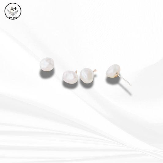 Pearl Stud Earrings White